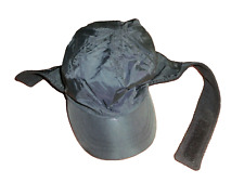 Schwarze Schiebermütze mit Innenfutter und Band mit Klettverschluß Gr. 86/98