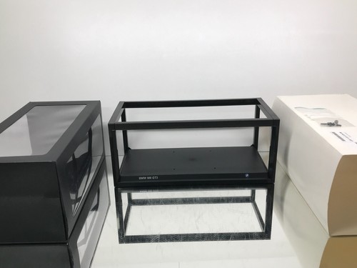 Empty dealer box - empty,