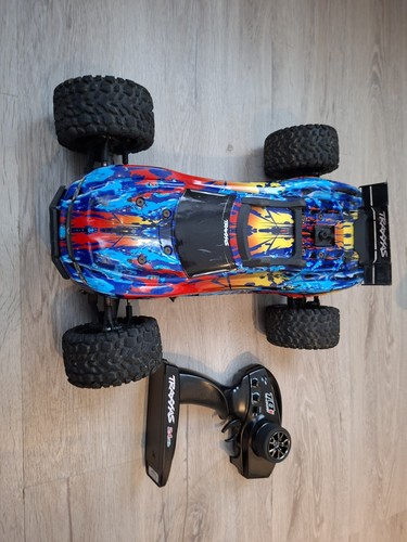 Traxxas rustler 4x4 vxl - traxxas,