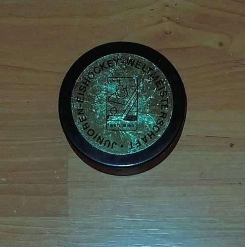 Official eishockey puck - official, eishockey-puck