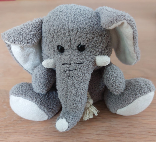 Stofftier mini elefant - stofftier, sitzend