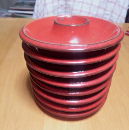 Schöne rote eierbecher - schöne,,