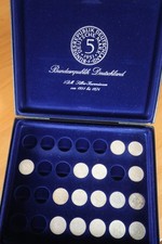 Sammlung verschiedener Silberadler (21 Stück) in Sammelbox 1951 bis 1974