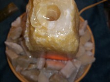 Edelsteinzimmerbrunnen Orangencalcit für Fensterbank