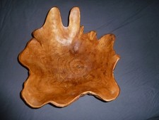 Außergewöhnliche Wurzelholz