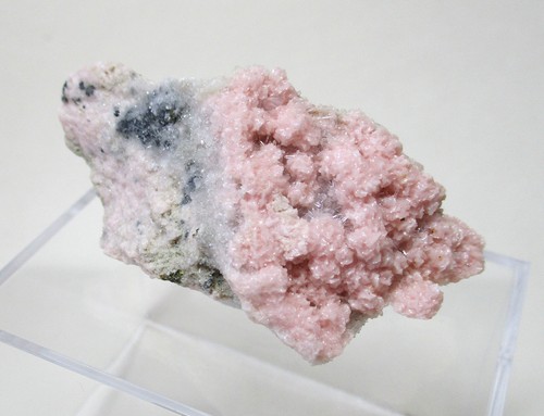 Rhodochrosit xx stilbit - rhodochrosit,