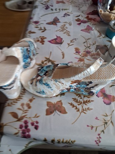 Keilabsatzschuhe neu 38 - keilabsatzschuhe,