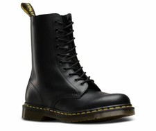 Dr Martens 10 Loch 1490 Smooth