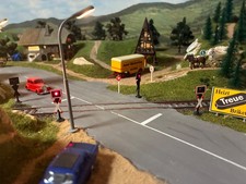 BUSCH 5903  4 x Andreaskreuz Warnblinker + elektron. Blinkschaltung H0 + Relais