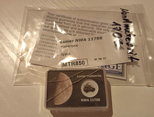 Echter mondmeteorit lunar - mondmeteorit,