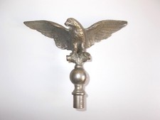 Adler Messing Emblem  Skulptur