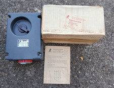 Neu 1stk. DDR Kraftsteckdose 32 A Schalter LFDP 32 Steckdose