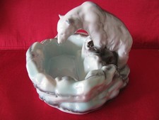 DITMAR URBACH /  "Eisbär am Wasserloch" / Porzellan Figur / Czechoslovakia