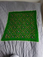 Wunderschönes Halstuch