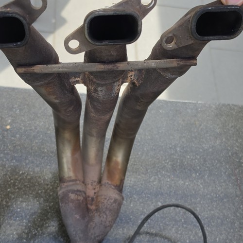 Auspuff krümmer triumph - auspuff,