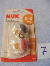 2 ältere NUK Schnuller /