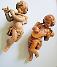 2 Engel mit Instrument, Holz, handgeschnitzt, 23 cm, natur