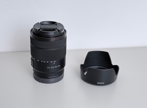 Sony 135mm oss sel18135 - sony, e