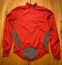 PEARL iZUMi Fahrradjacke Damen – Farbe Rot – Größe S – Windschutz