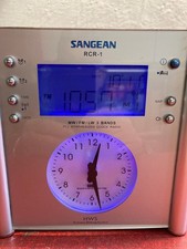 Sangean RCR-1  Uhrenradio mit