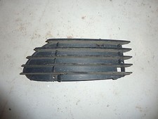 Nebelscheinwerfer Opel Omega B Nebelleuchte vor Facelift Abdeckung Blende