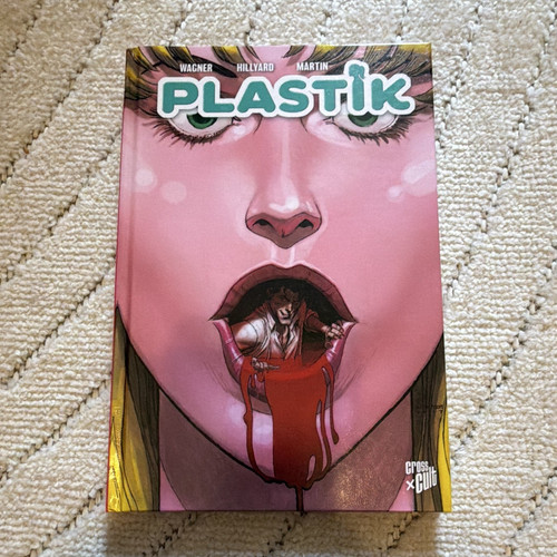 Cross cult plastik graphic - plastik,