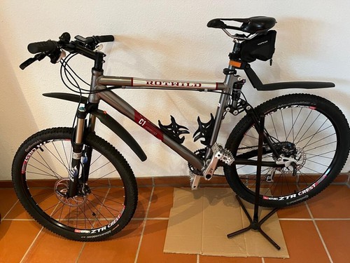 Mountainbike rotwild - rotwild, c1