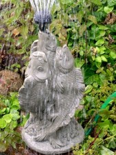 Wasserspeier Koi Springbrunnen