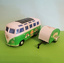 VW Bus, Hippie Bully +