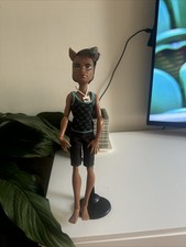 Monster High Clawd Wolf Puppe