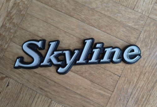 Datsun nissan skyline badge - datsun,