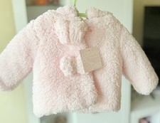 Neugeborene Baby Mädchen