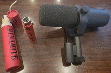 Shure SM7B Microphone with sE