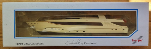 Herpa catwalk by - „catwalk“,