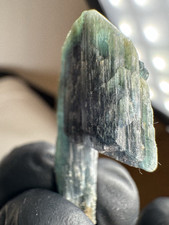 Großer Türkis Blauer Turmalin Indigolith Natur Qualität 24,8 Karat Edelstein