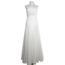 Lilly, Hochzeitskleid