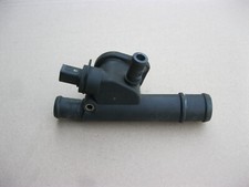 Kühlmittelflansch Kühlwasserflansch Kühlwasserstutzen VW Golf 4 IV 1,9 TDI AJM