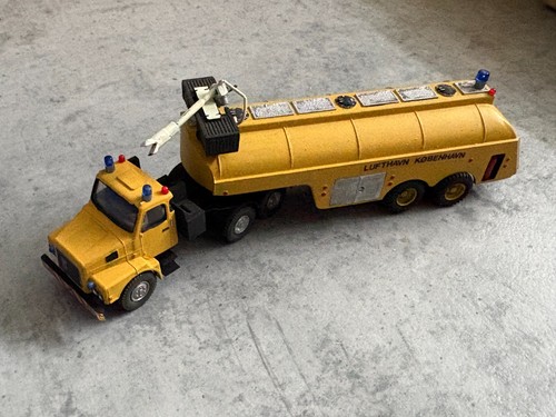Roco volvo lufthavn - 1:87,