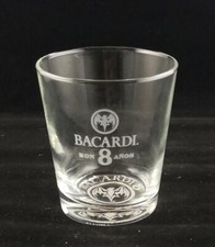 2 Bacardi Ron 8 Anos Gläser