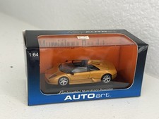 AutoArt diecast 1:64