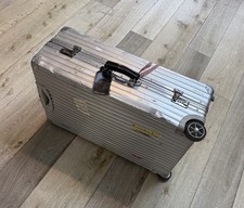 RIMOWA - CLASSIC FLIGHT 