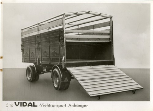 Foto fahrzeug firma - firma, vidal