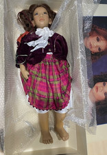 Original-Künstlerpuppe MADINA