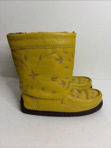 Manitobah mukluks boots - manitobah,