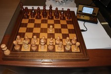 Millennium ChessGenius Exclusive Schachcomputer in original Verpackung  wie NEU