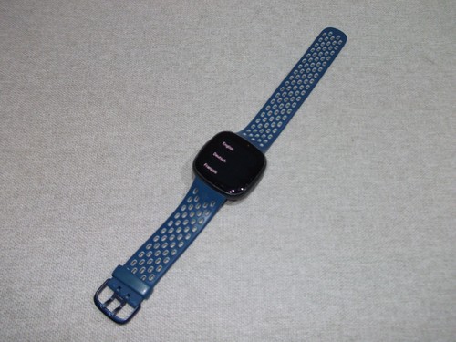 Fitbit versa - fitbit, 4