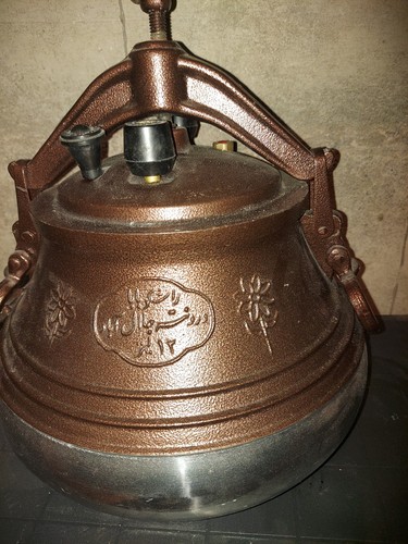 Schnellkochtopf aus metall - schnellkochtopf,