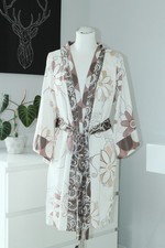 H&M Satin KIMONO Gr. S / 36 38 M Morgen Mantel Bademantel weiß beige Blumen