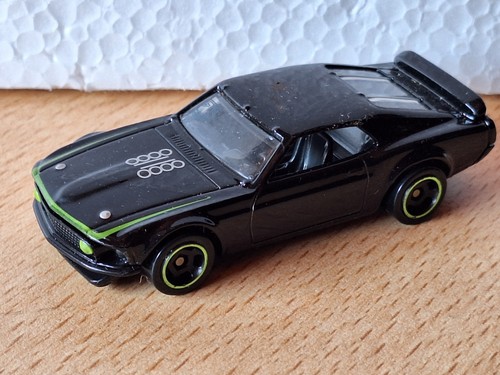 Hotwheels ford - 69‘,