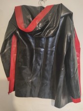 Mantel kleid mit Kapuze aus